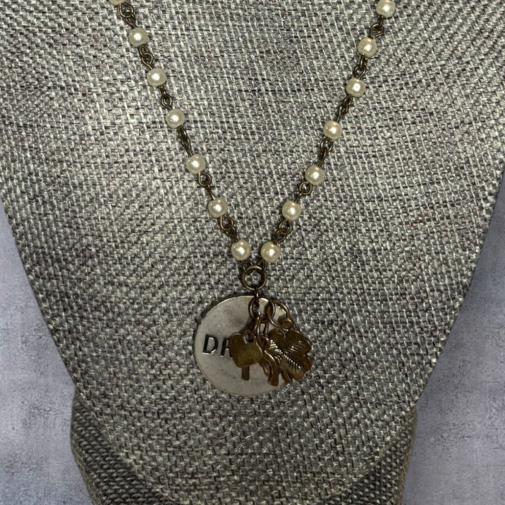 Vintage Round Silver Dream Lucky charms Pendant Necklace on Pearl Bead Necklace